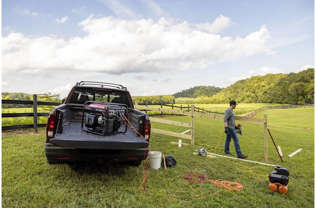 Honda EG4000 4000 watt 120/240V generator with CO-MINDER™