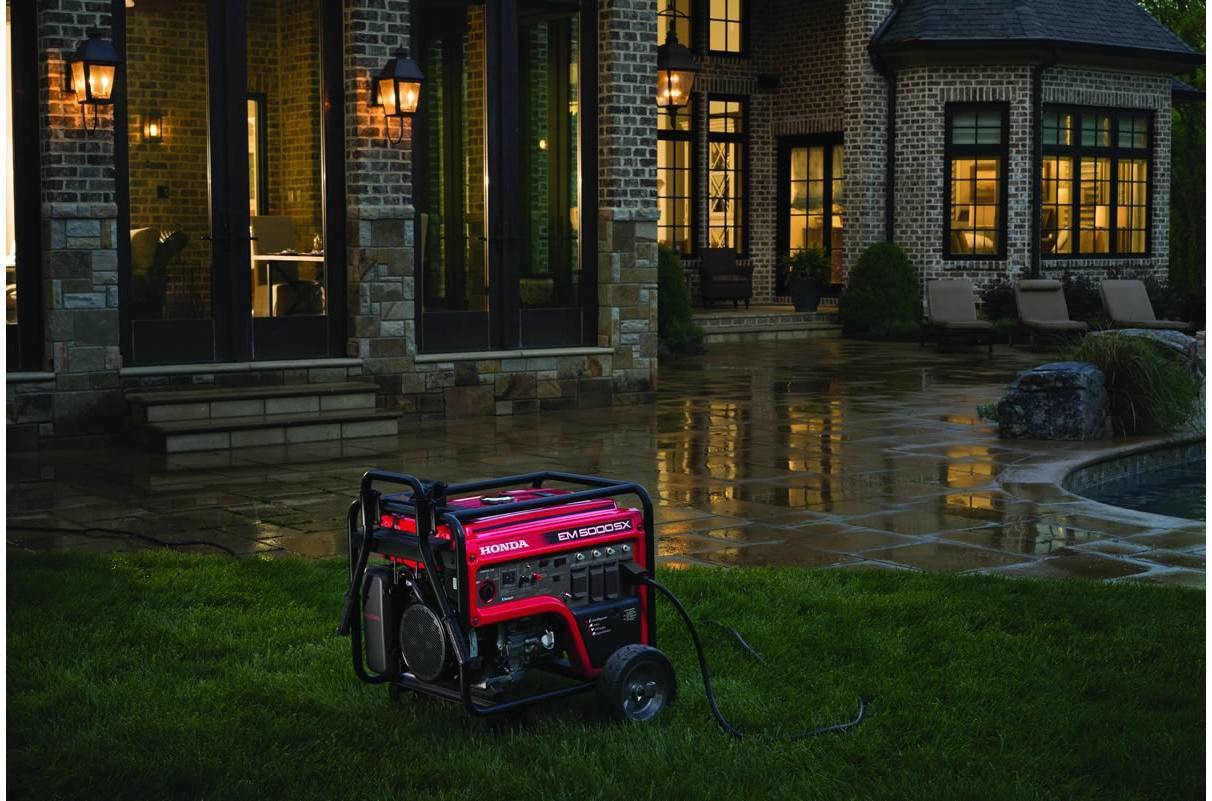 Honda EM5000SX 5000 watt 120/240V generator with CO-MINDER™