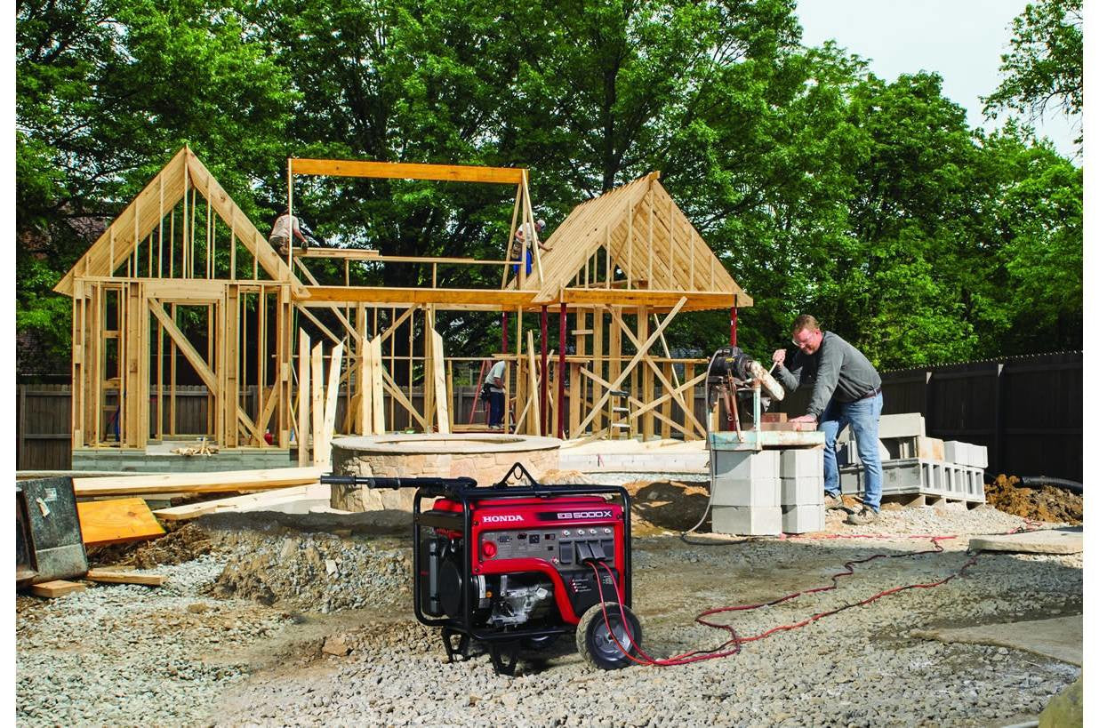 Honda EB5000 5000 watt 120/240V industrial generator with CO-MINDER™